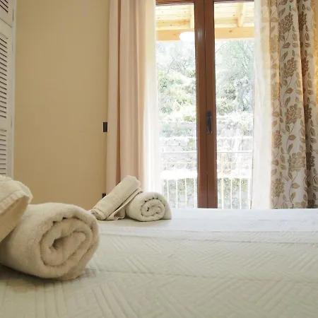 Casa Tierra Loutses